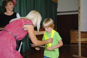 Predstava in pogostitev za prvošolce 8